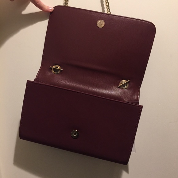 Purse - Picture 2 of 3